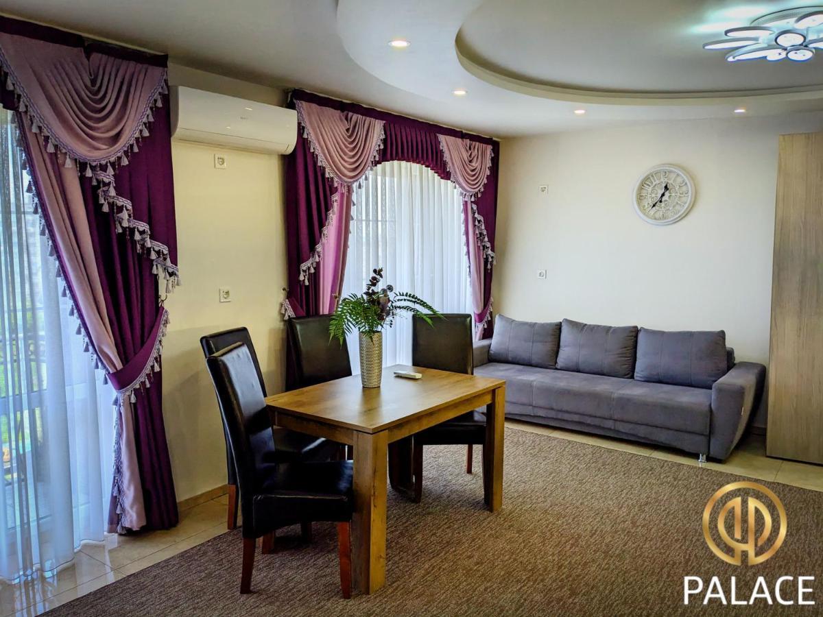 Palace Umanʼ Dış mekan fotoğraf
